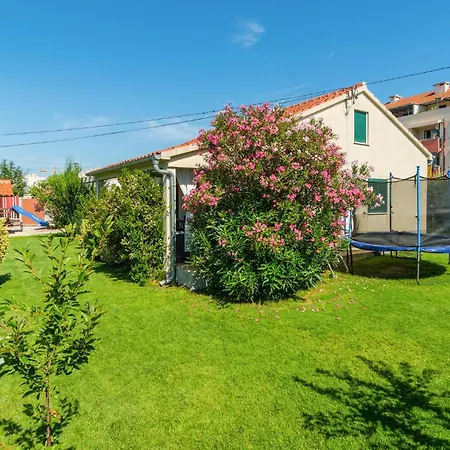 Holiday home Amazing In With Wifi *